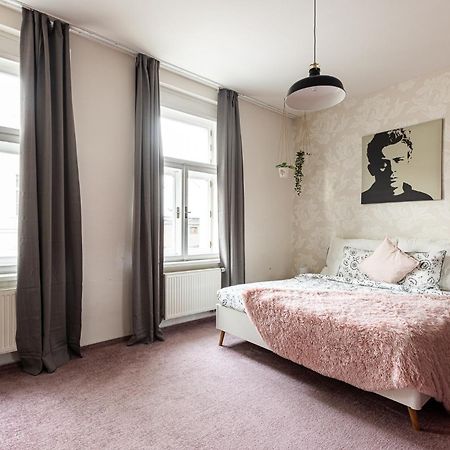 Nice Big Apartment 2Bds - Belgicka Praga Zewnętrze zdjęcie